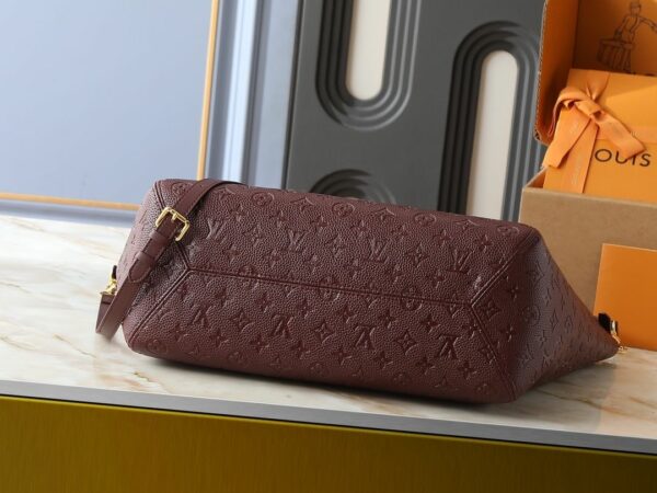 Luxury LV Handbag M25860