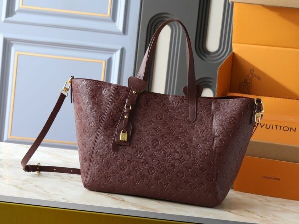 Luxury LV Handbag M25860