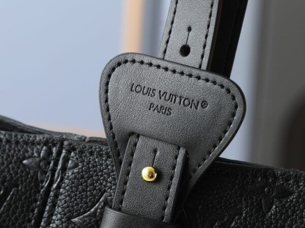 Luxury LV Handbag M25860