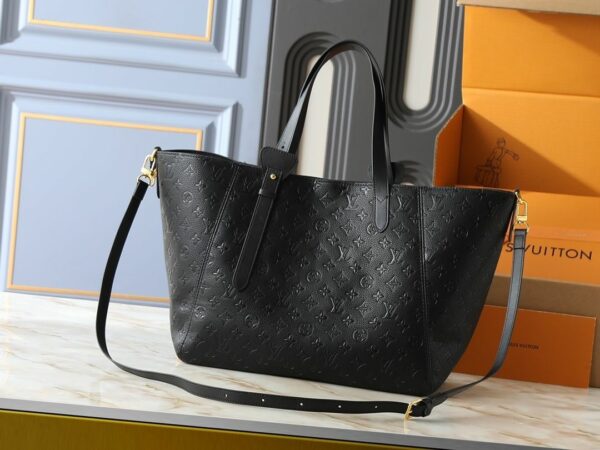 Luxury LV Handbag M25860