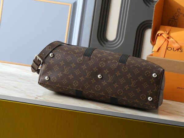 Luxury LV Handbag M23153