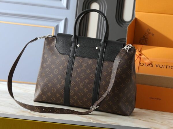 Luxury LV Handbag M23153