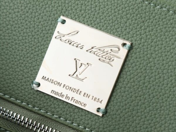 Luxury LV Handbag M23153