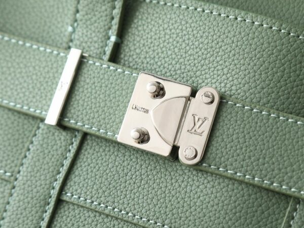 Luxury LV Handbag M23153