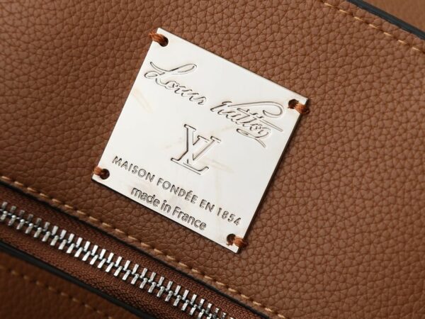 Luxury LV Handbag M23153