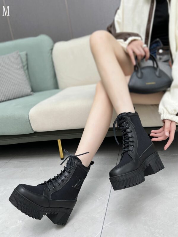 New Collection Fashion Women LV Shoes 1067