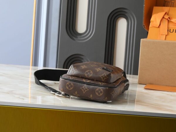 Luxury LV Handbag M11703-M47137