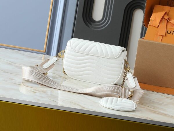 Luxury LV Handbag M53936