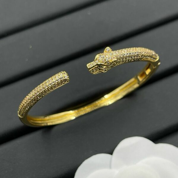 New Collection Fashion Cartier Bracelet 001