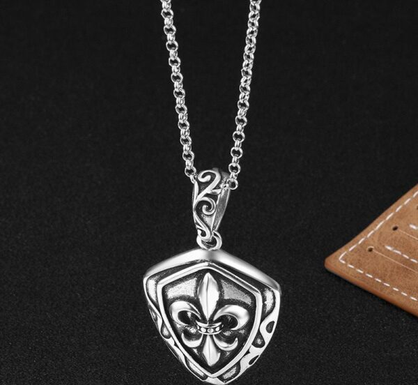 New Collection Fashion Chrome Hearts Necklace 012