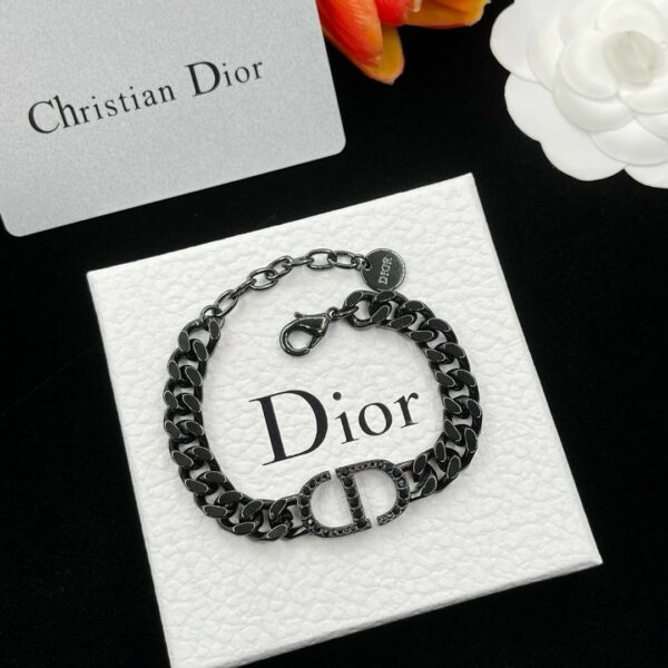 New Collection Fashion Dior Bracelet 36