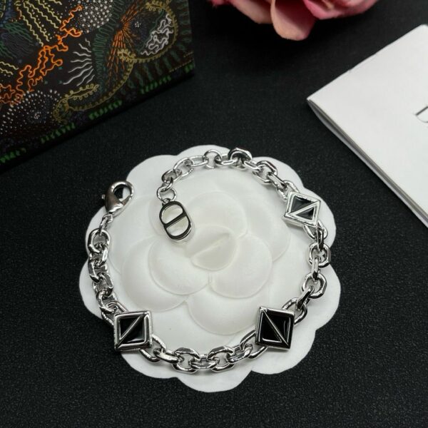 New Collection Fashion Dior Bracelet 98