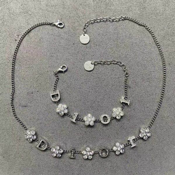 New Collection Fashion Dior Bracelet 77