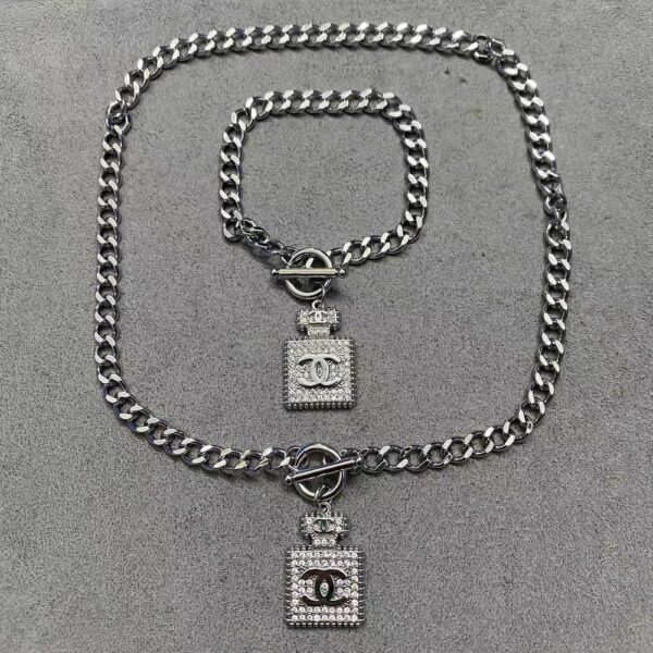 New Collection Fashion Chanel Bracelet 015