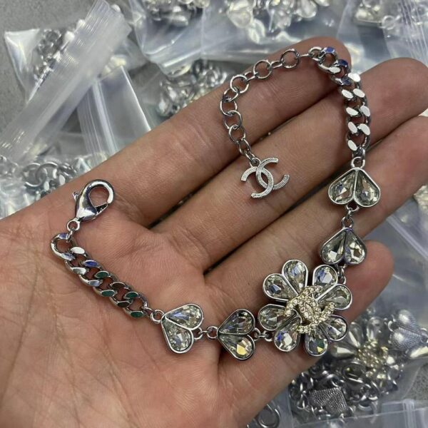 New Collection Fashion Chanel Bracelet 013