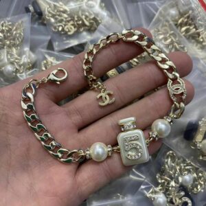 New Collection Fashion Chanel Bracelet 006