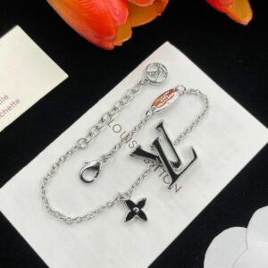 New Collection Fashion LV Bracelet 170