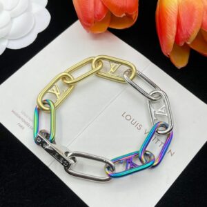 New Collection Fashion LV Bracelet 151