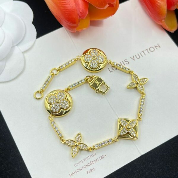 New Collection Fashion LV Bracelet 149