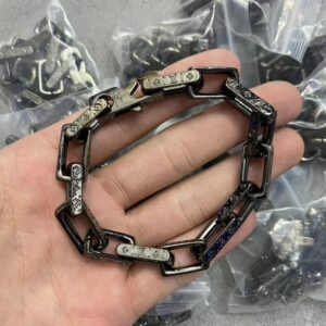 New Collection Fashion LV Bracelet 137