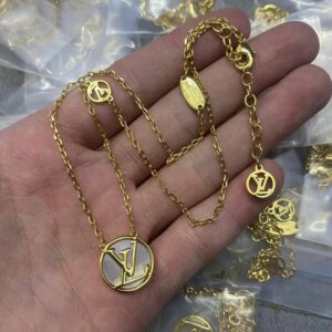 New Collection Fashion LV Bracelet 127