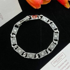 New Collection Fashion LV Bracelet 125