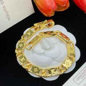New Collection Fashion LV Bracelet 123