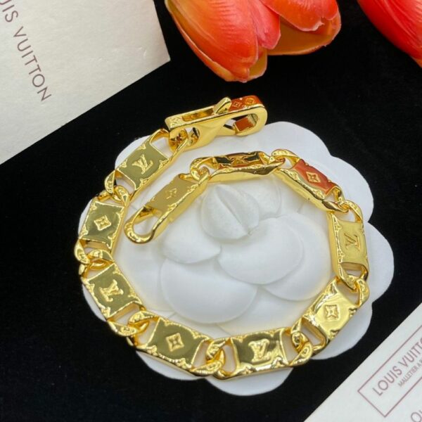 New Collection Fashion LV Bracelet 123