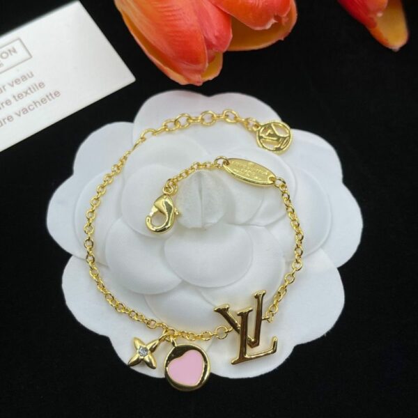 New Collection Fashion LV Bracelet 120