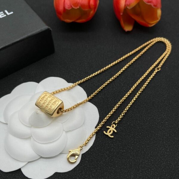 New Collection Fashion CN Necklace 068