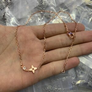 New Collection Fashion LV Necklace 096