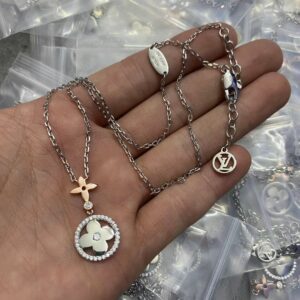 New Collection Fashion LV Necklace 028