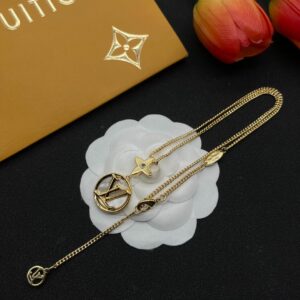 New Collection Fashion LV Necklace 023