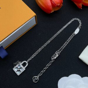 New Collection Fashion LV Necklace 022