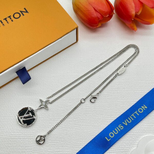 New Collection Fashion LV Necklace 020