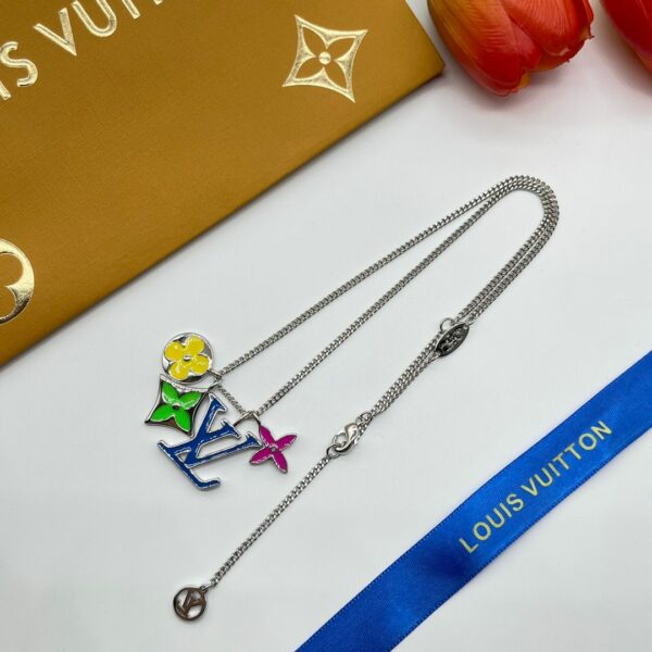 New Collection Fashion LV Necklace 019