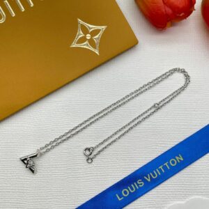 New Collection Fashion LV Necklace 015