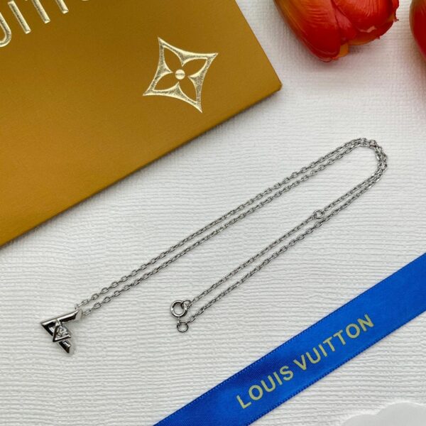 New Collection Fashion LV Necklace 015
