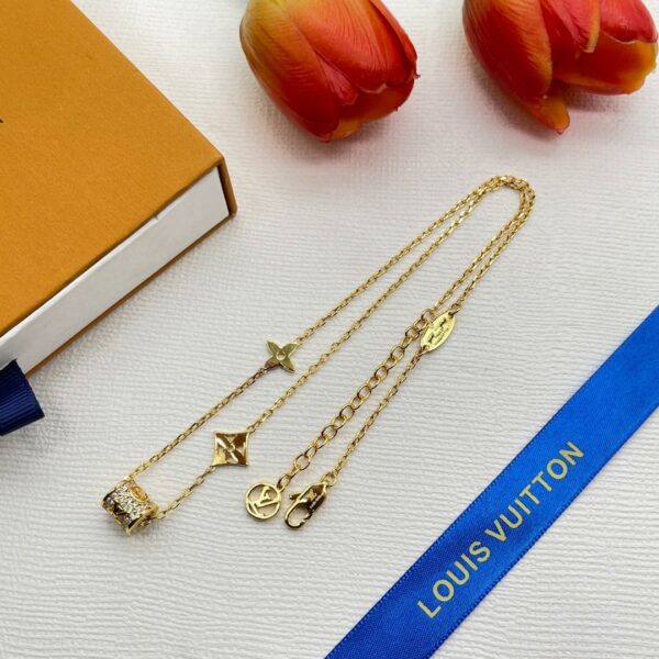 New Collection Fashion LV Necklace 010