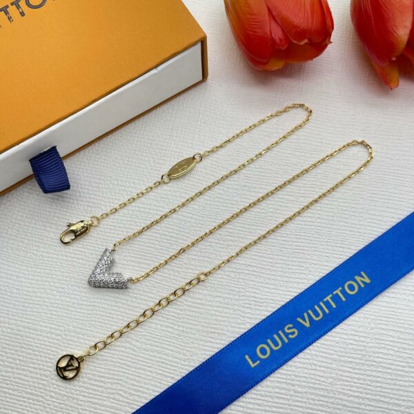 New Collection Fashion LV Necklace 007