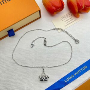 New Collection Fashion LV Necklace 003