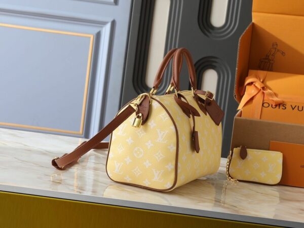New Collection Fashion L*V Handbag 1670