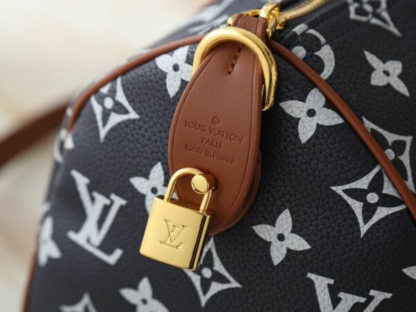 New Collection Fashion L*V Handbag 1670