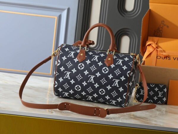 New Collection Fashion L*V Handbag 1670