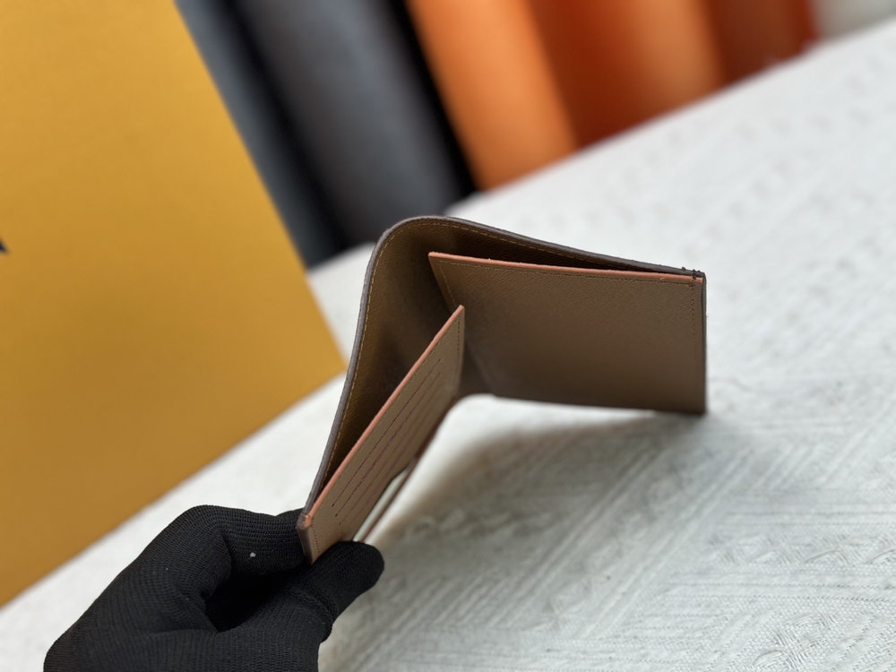 Luxury LV Wallet M60181.1 Luxury LV Wallet M60181.1