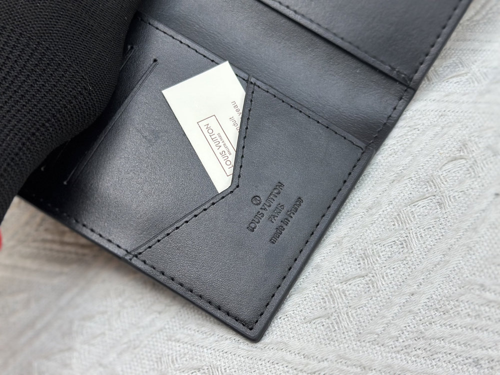 Luxury LV Wallet M60181.1 Luxury LV Wallet M60181.1