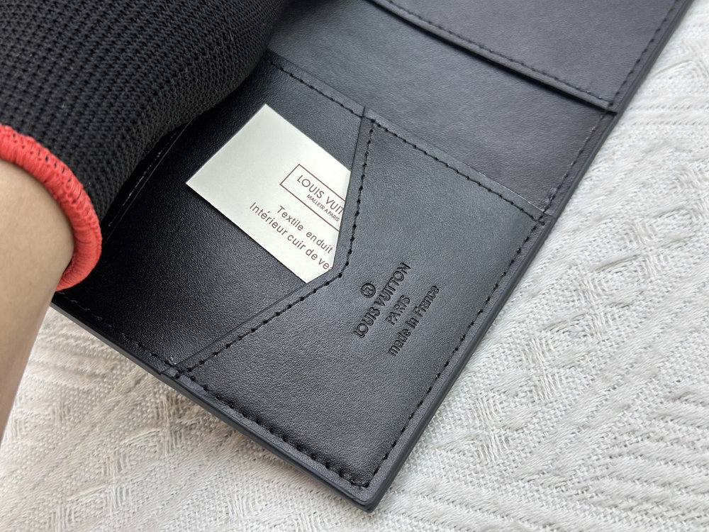 Luxury LV Wallet M60181.1 Luxury LV Wallet M60181.1