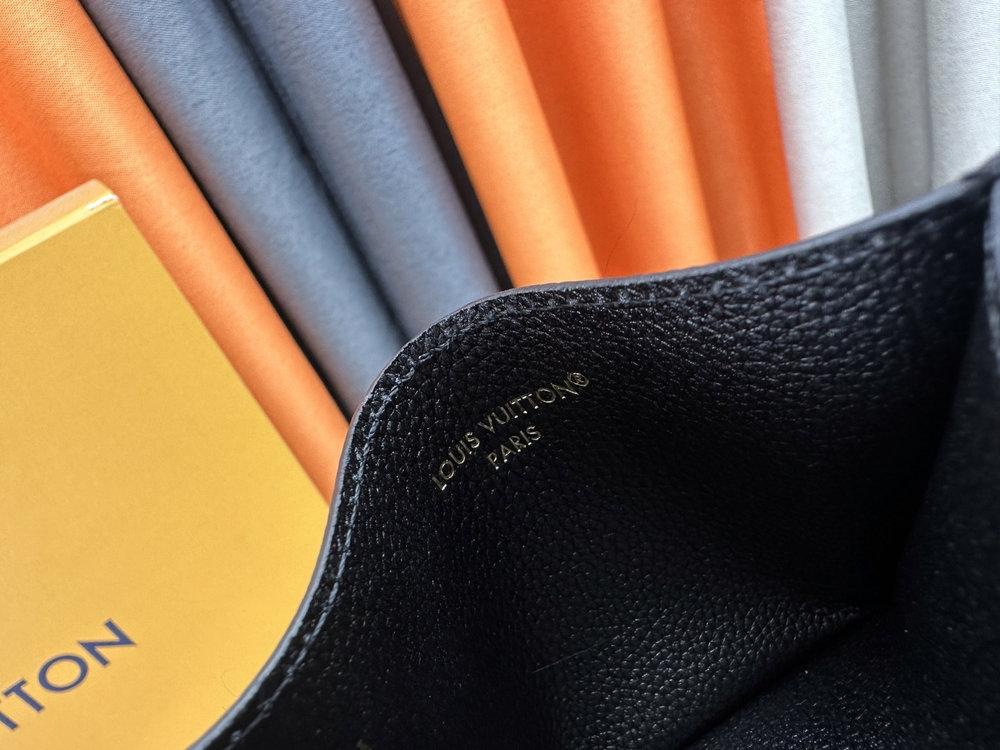 Luxury LV Wallet M13649 Luxury LV Wallet M13649