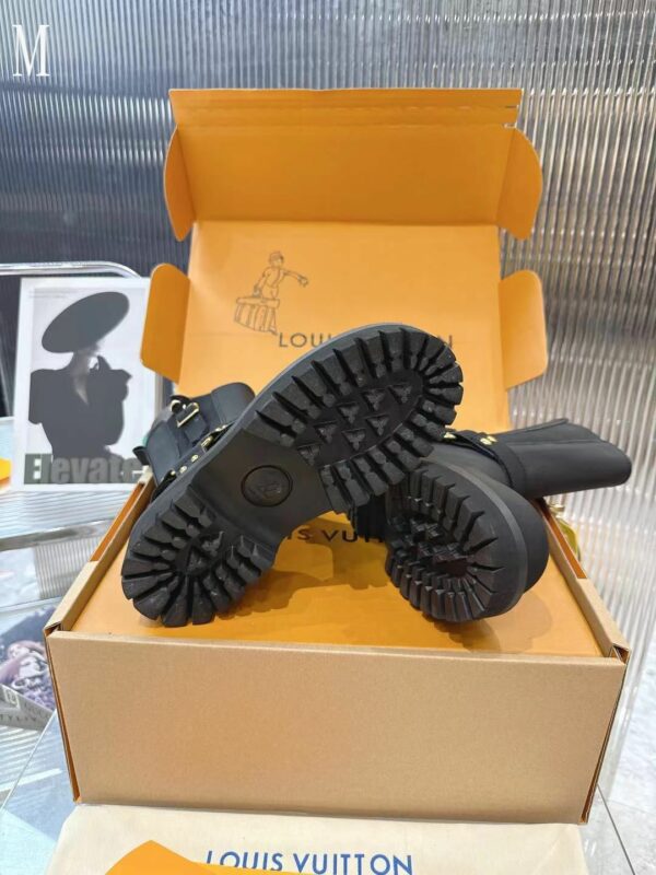 New Collection Fashion Women LV Shoes 1074