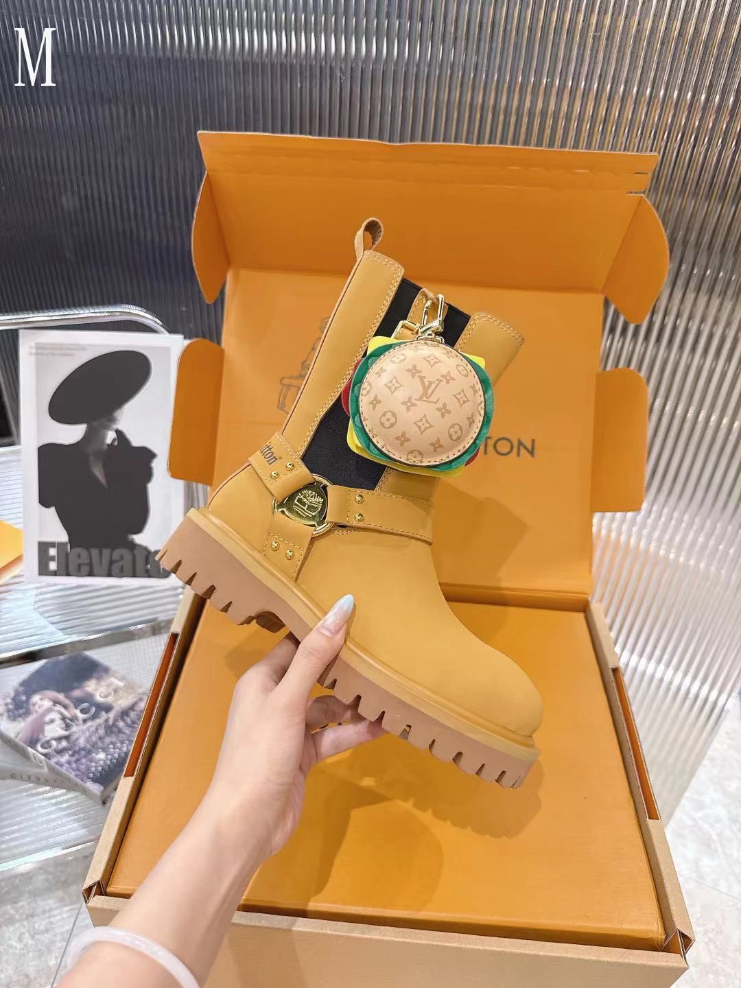 New Collection Fashion Women LV Shoes 1076 New Collection Fashion Women LV Shoes 1076